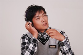 ゞ缺心眼子╮主播照片