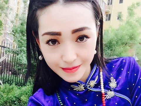❤️娅琼❤️海报