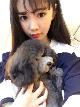 堇瑜、身心俱疲。主播照片