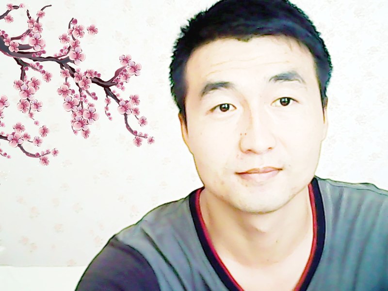 这一刻，请热吻的主播照片