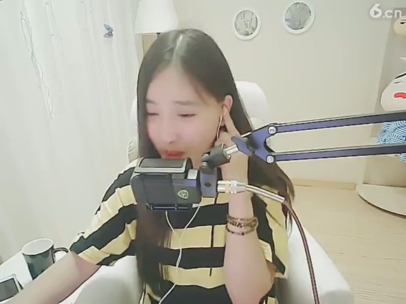 _夏殤的主播照片