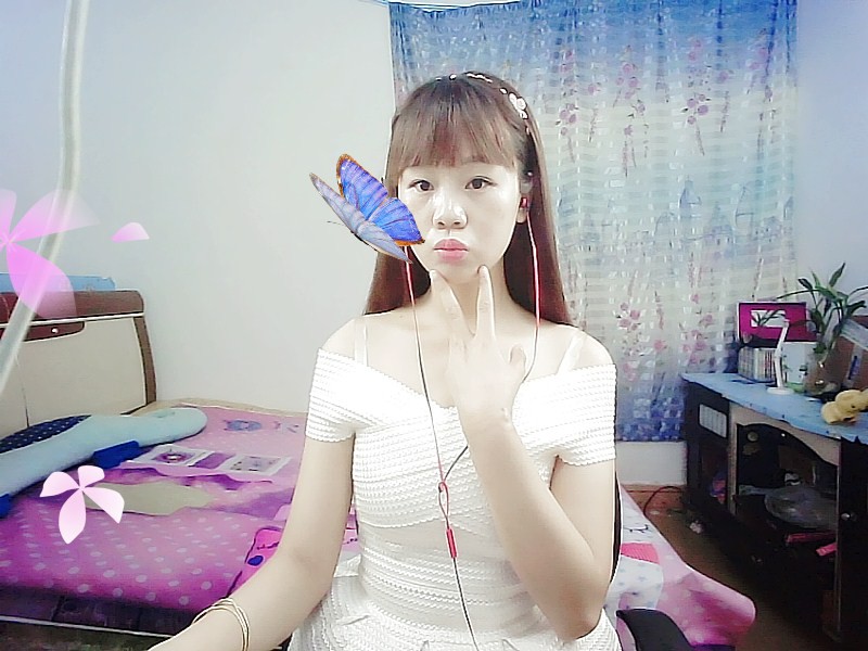 UKi7的主播照片
