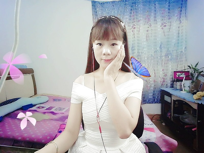 UKi7的主播照片