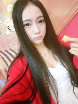 亲切家族主播照片