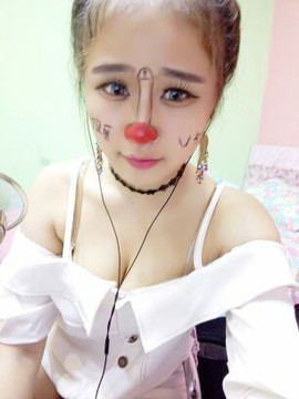 亲切家族主播照片