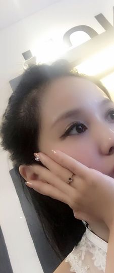 魅丽晴儿主播照片