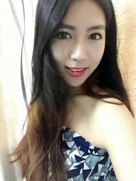 大聆听温主播照片