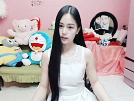 小阿琪呦主播照片