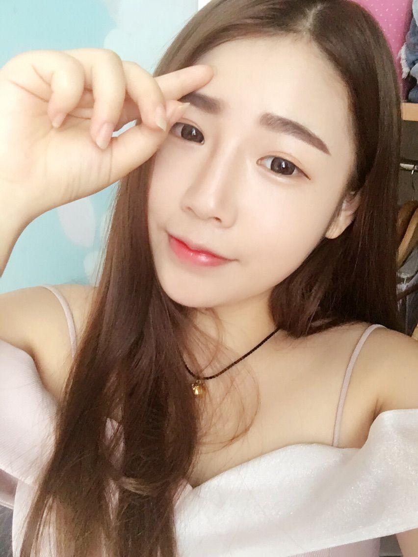 Abbya❤求升钻的主播照片