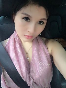 亲.女神么么哒主播照片