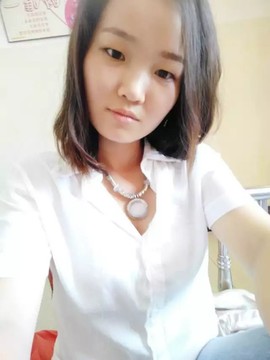 艾涵曦主播照片
