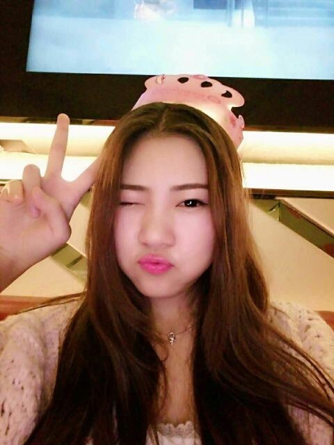 小情绪boss的主播照片