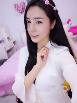 大聆听温主播照片
