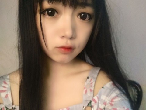 ♔ﾟ向暖海报