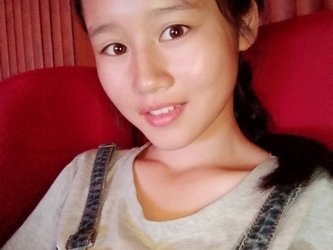 两只熊咯海报