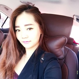 baby小晶主播照片