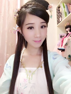 じ★╮凡间精灵小小✿主播照片