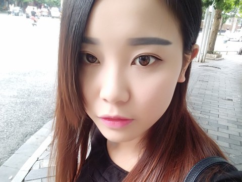 い禾木♫小莫海报