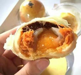 little七月主播照片