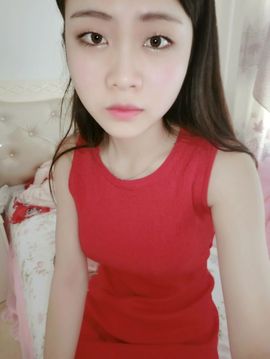 奕露西$唱歌主播照片