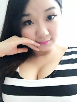 亲切家族主播照片