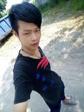 社会你兴爷主播照片
