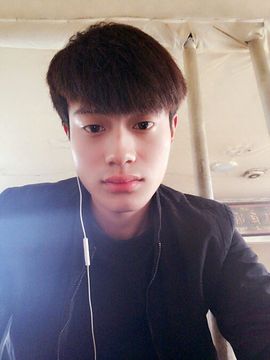 明～～～仔主播照片