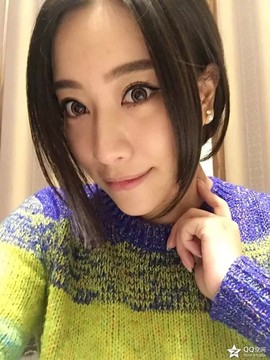 大聆听温主播照片