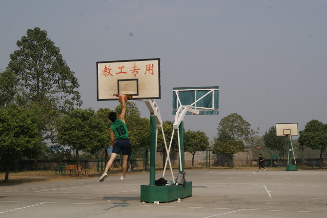 居哥狙击的主播照片