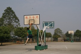 居哥狙击主播照片