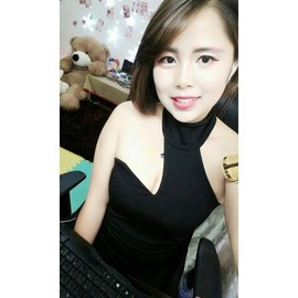 亲切家族主播照片