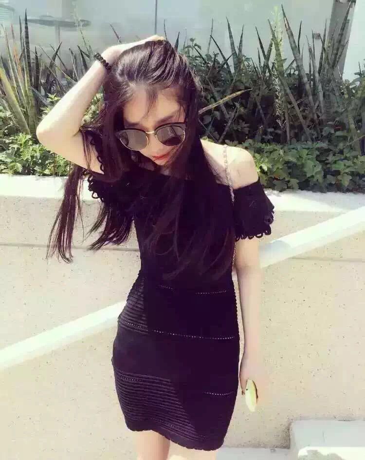 「王不吝停播一个月的主播照片