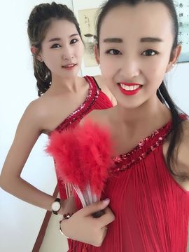 YIFEI大侠主播照片