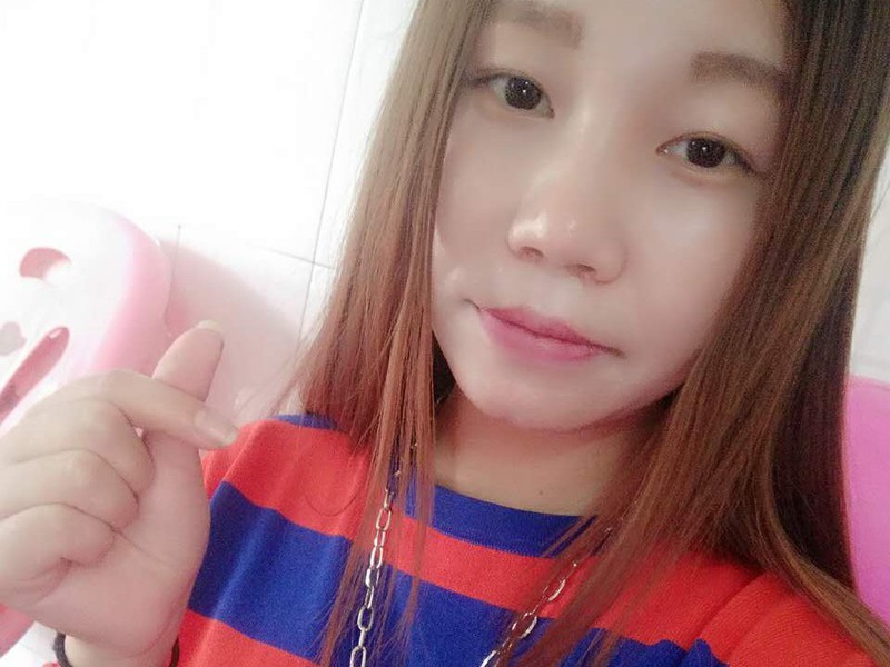李艺凡的主播海报