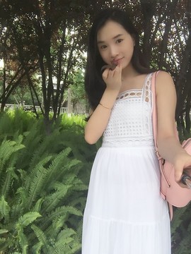 1218189659主播照片