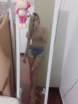 梦游的匹诺曹主播照片