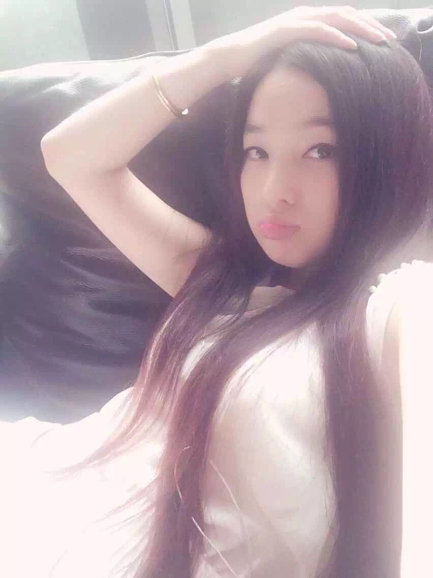 我是一个无名小草主播照片
