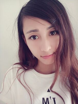 最丑女主播的主播照片