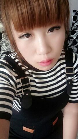 9876海燕总管主播照片