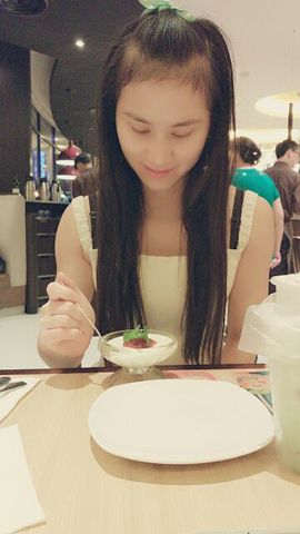 武汉轩依钢管舞小芬芬主播照片