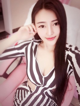 风中的风铃主播照片