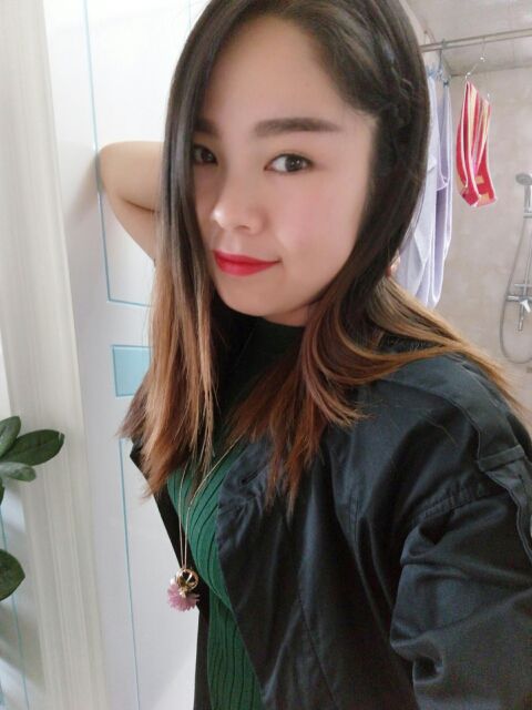 苏致姐姐主播照片