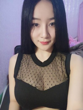 大聆听温主播照片