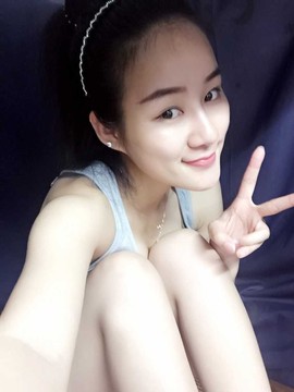 大聆听温主播照片