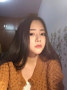 大聆听温主播照片