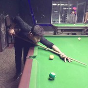 A.少...