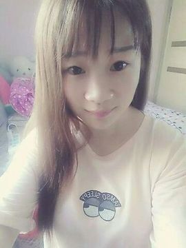 孤单的糖果儿主播照片