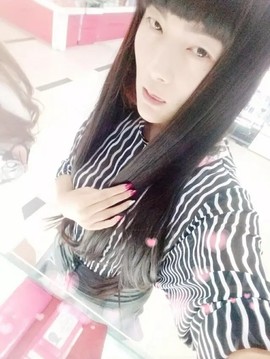 莹^0^宝宝主播照片