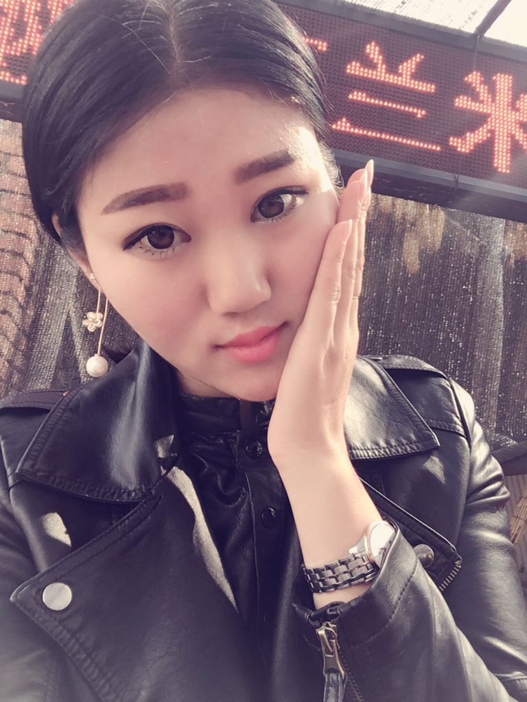 云曦??心隨歌動(dòng)的主播照片