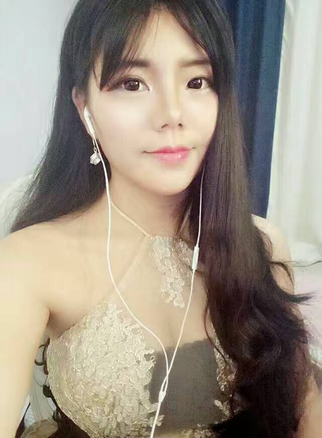 优优梦梦主播照片
